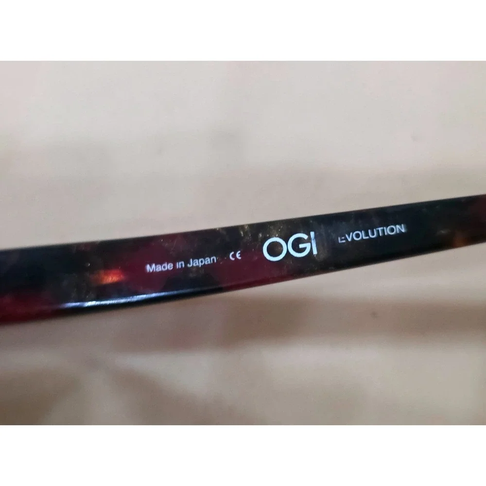 OGI Evolution 3101 1380 Cat Eye Eyeglasse Tortoise Burgundy Japan 52-16-140 Case